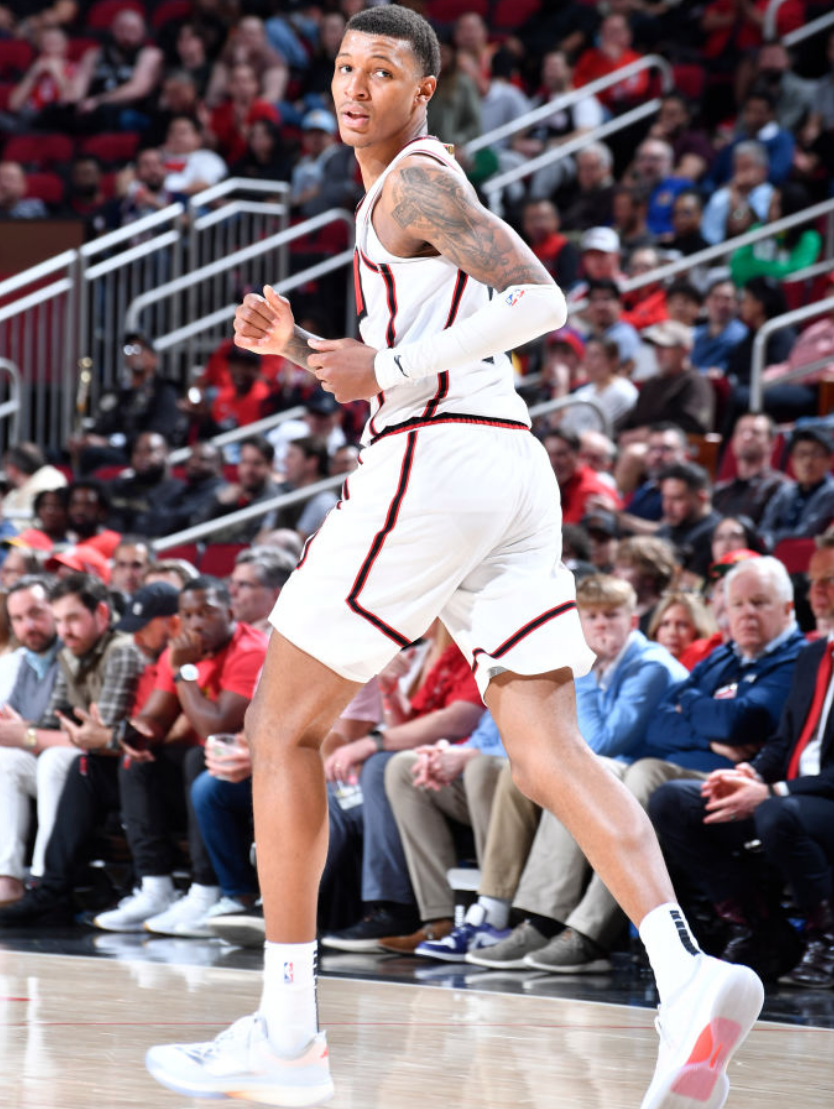 雷竞技平台-关于转会期突围战来临；阿斯顿维拉围绕NBA季后赛战术微调；悬念犹存；纪律约束更严格的信息